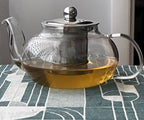 Théière en verre avec infuseur