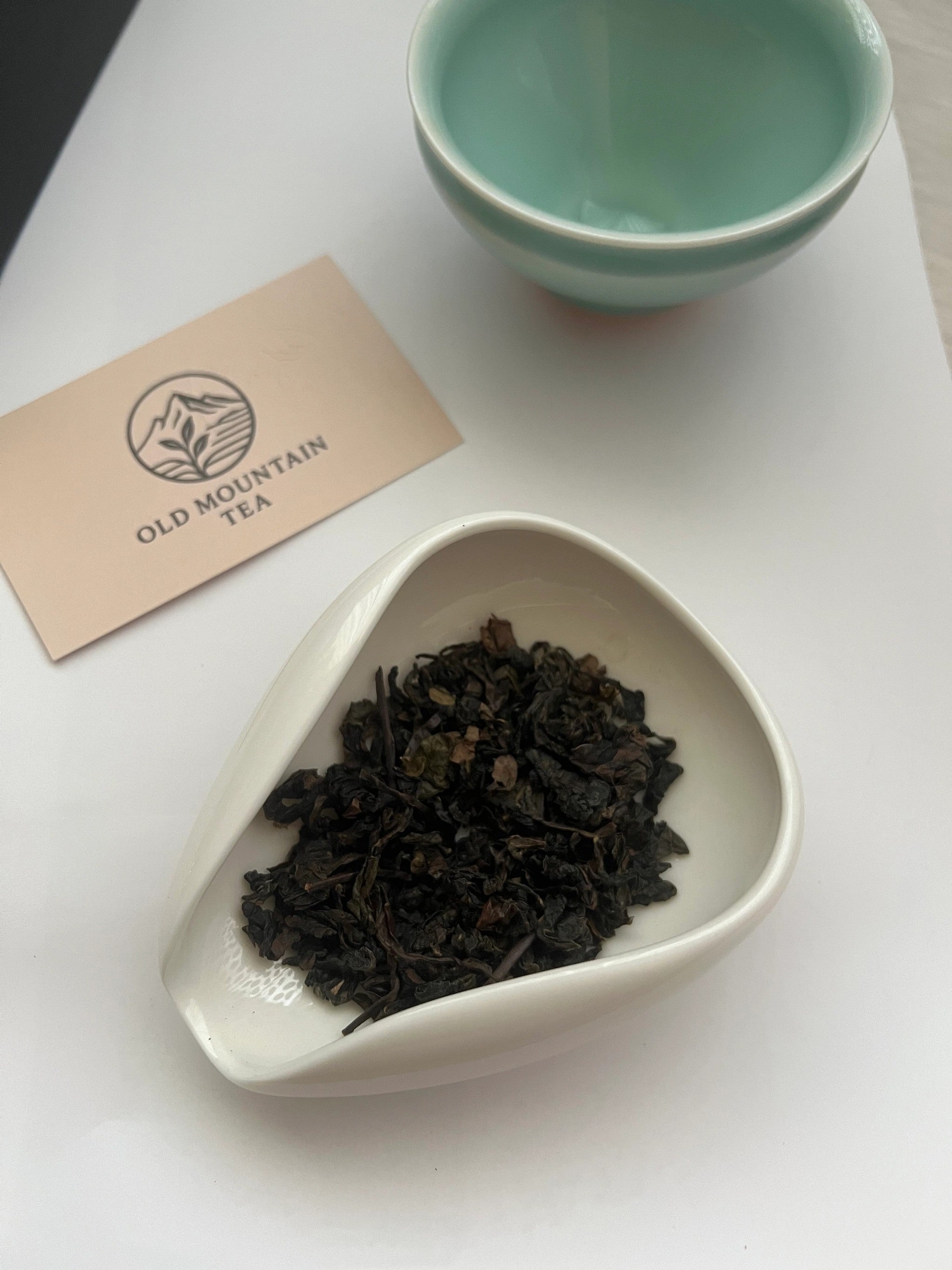 Organic Silver Dragon Fanzhuang Oolong Tea