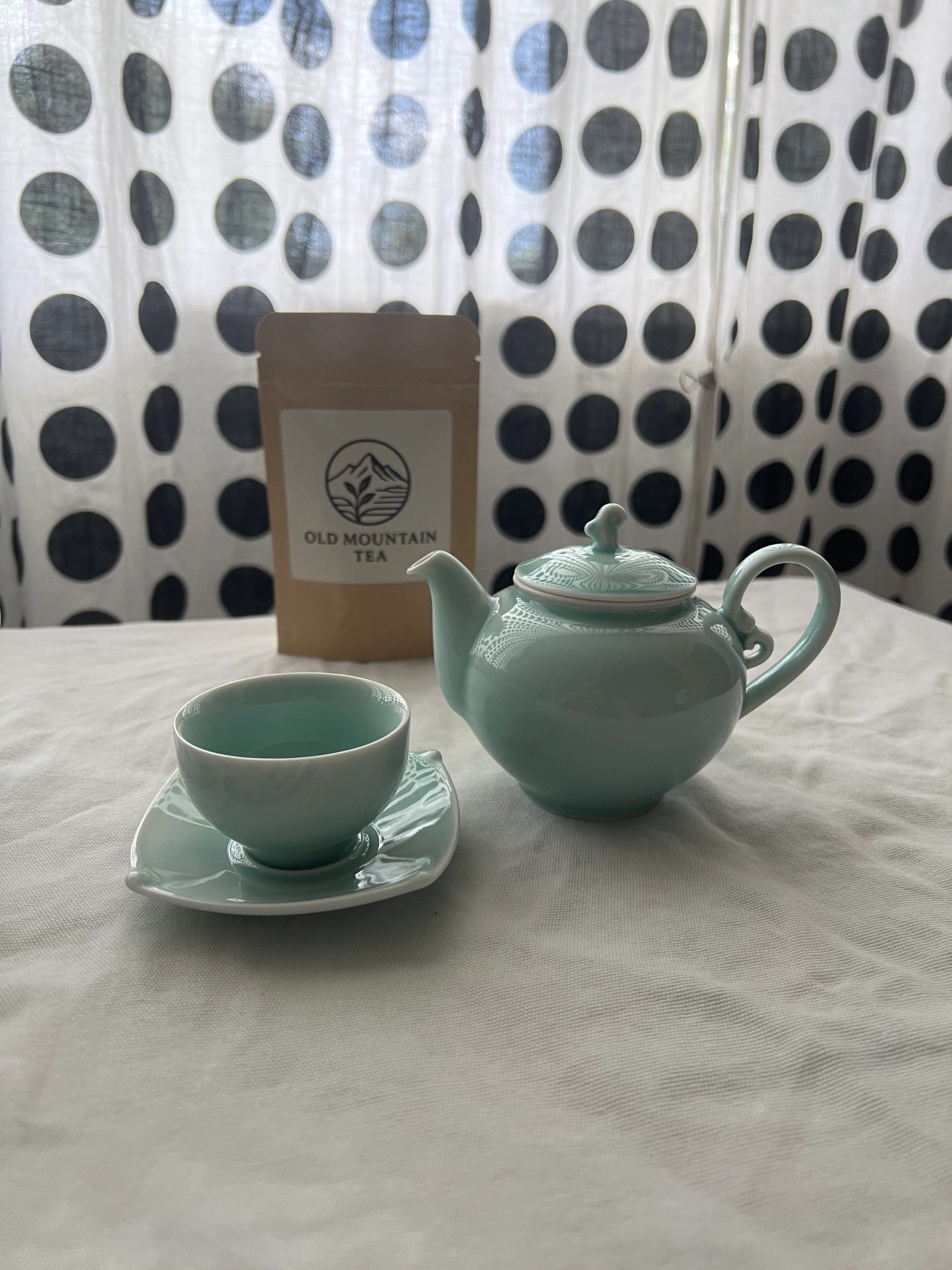 Towering Cloud Celadon Pottery Tea Set