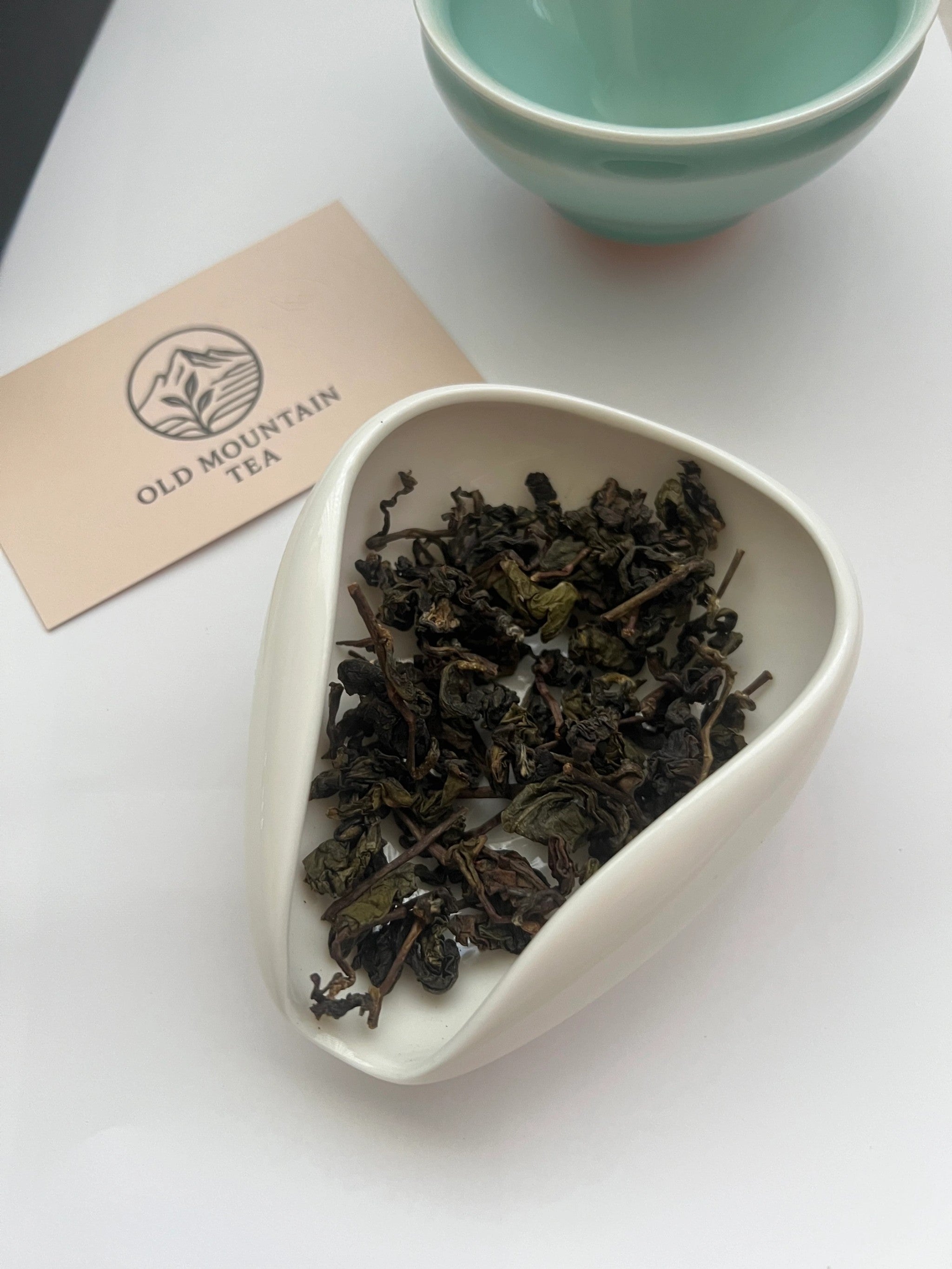 Organic Alluring Aroma Ying Xiang Oolong Tea